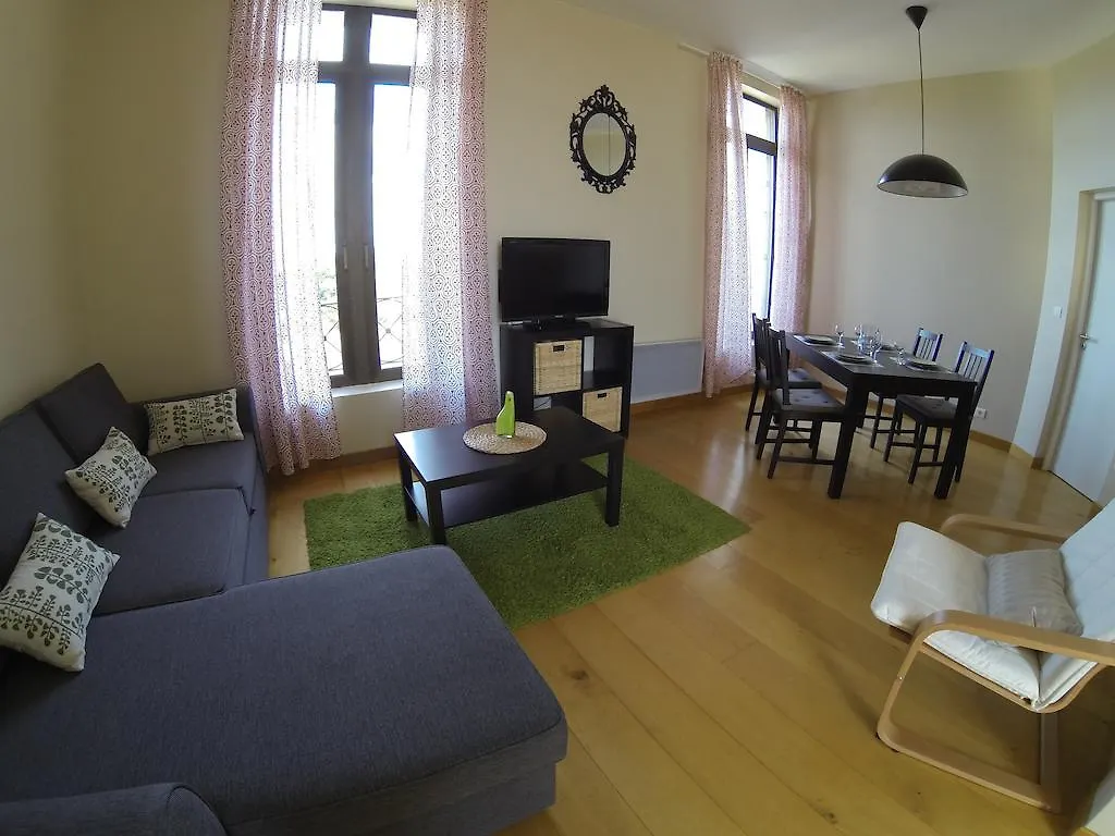 Residence Du Chateau De Begue Cazaubon Apartment